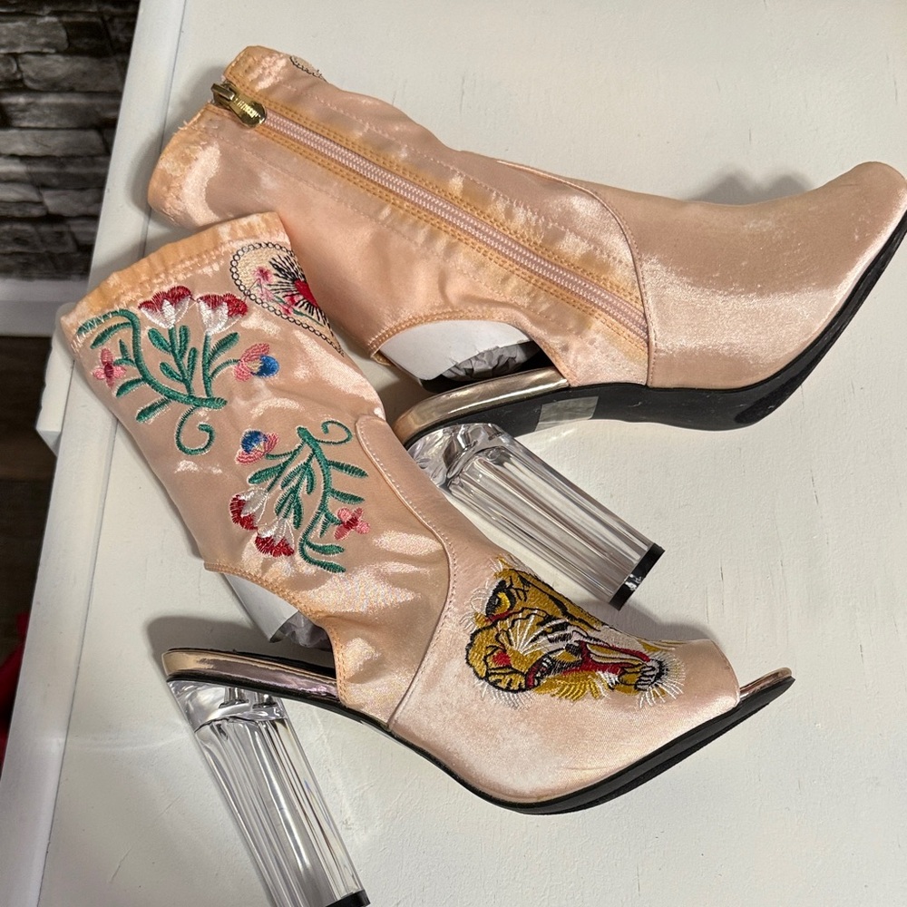 Cape Robin Embroidered Peep-Toe Ankle Boots with glass heels